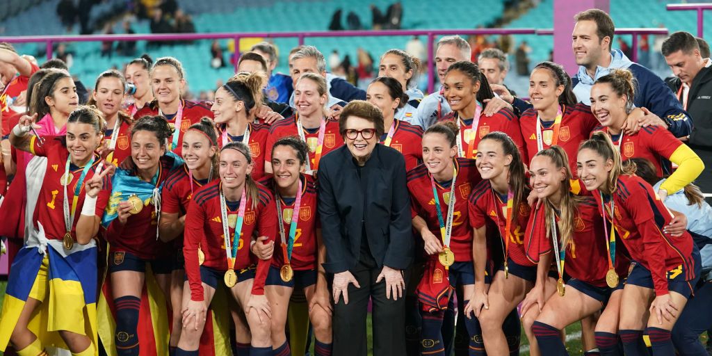 Women’s Health Magazine: Billie Jean King Has Been Busier Than Ever—Here Are Her Best Healthy Travel Hacks